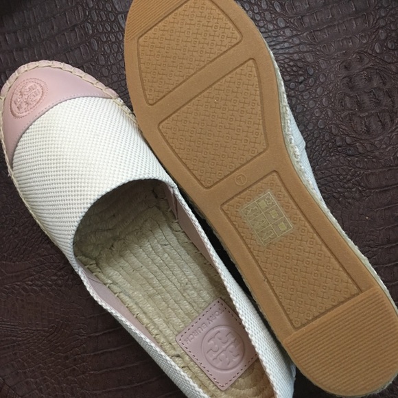 SOLD on Ⓜ️ Tory Burch Color Block Espadrille Flats - Picture 6 of 8